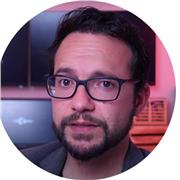 Creación de videos (Premiere, Iluminación, Grabación de Audio, Producción, Gestión de Redes Sociales...)